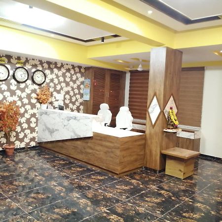 Hotel Golden City Βαντοντάρα Εξωτερικό φωτογραφία