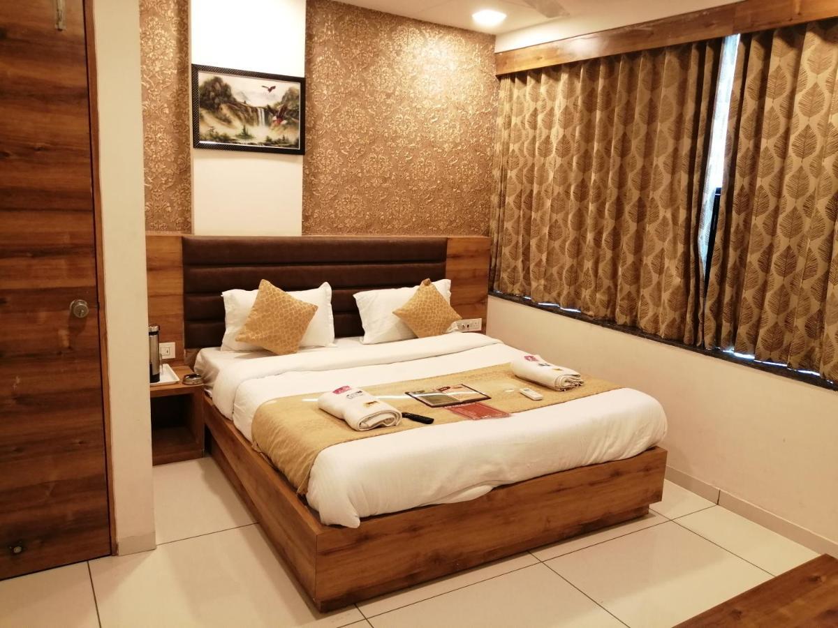 Hotel Golden City Βαντοντάρα Εξωτερικό φωτογραφία