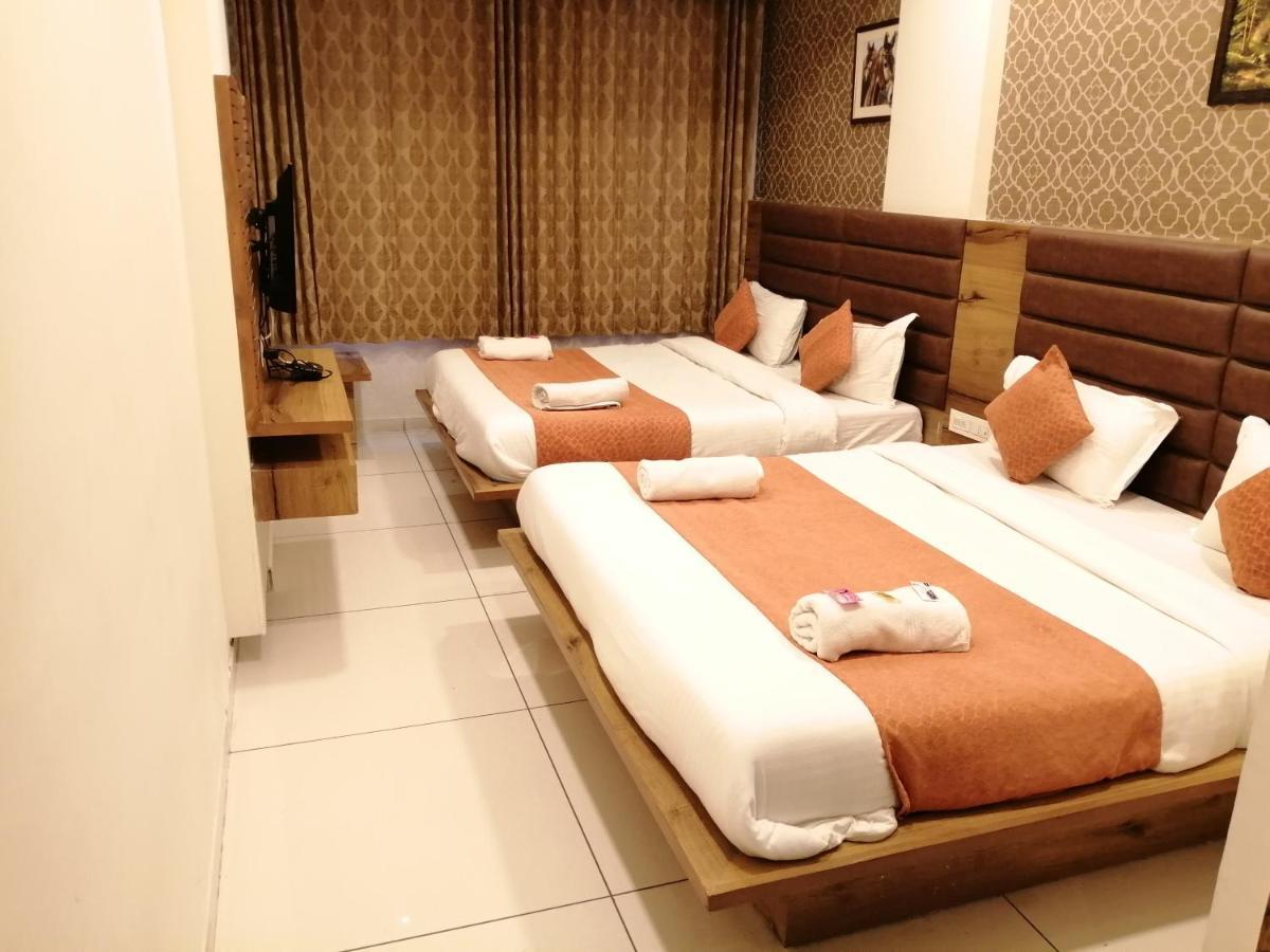 Hotel Golden City Βαντοντάρα Εξωτερικό φωτογραφία